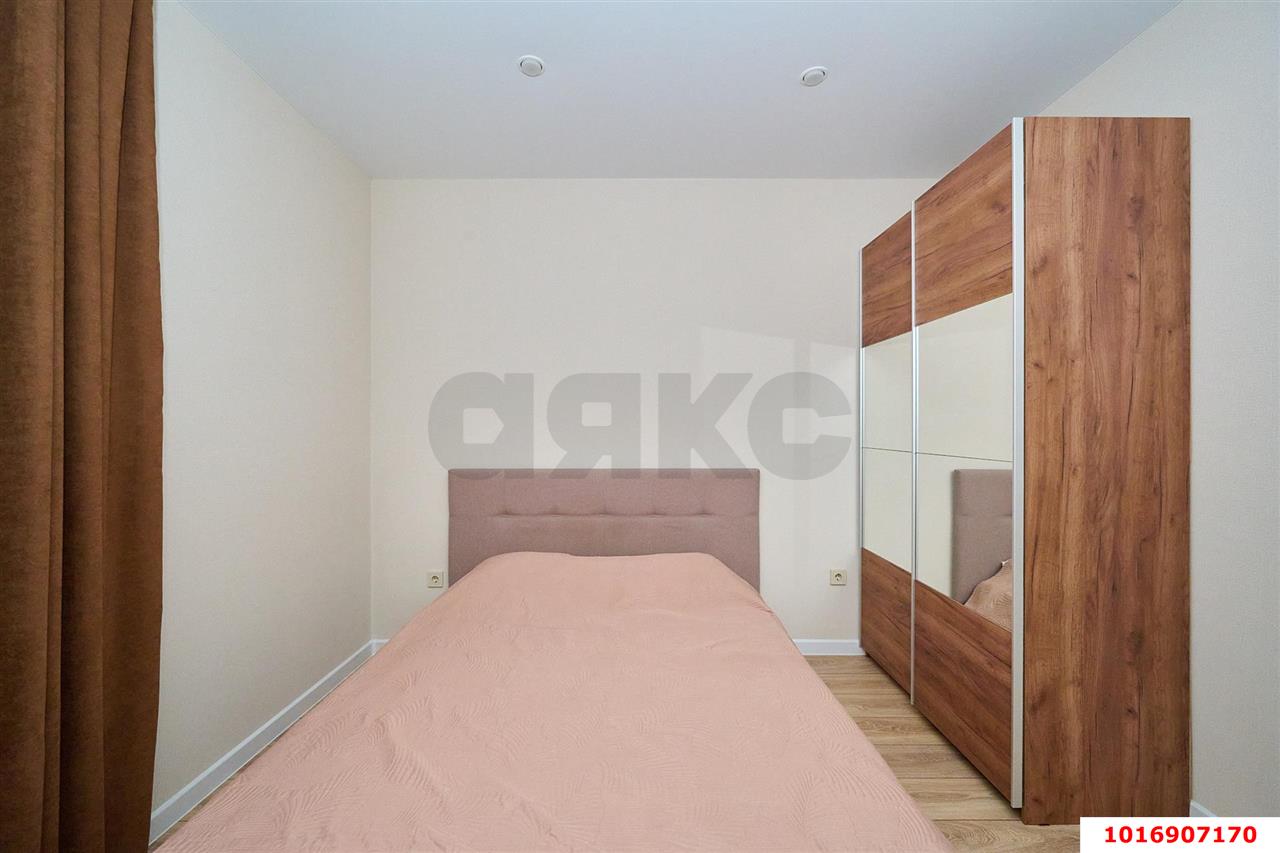 Фото №6: 1-комнатная квартира <span class="whitespace-nowrap">40 м²</span>, <span class="whitespace-nowrap">4/24 эт.</span> - Краснодар, Прикубанский внутригородской округ, мкр. Любимово, 18