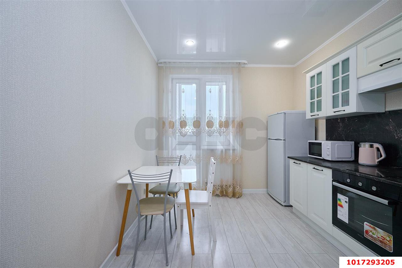 Фото №3: 1-комнатная квартира <span class="whitespace-nowrap">40 м²</span>, <span class="whitespace-nowrap">13/23 эт.</span> - Краснодар, Прикубанский внутригородской округ, имени Петра Метальникова, мкр. ЖК Победный, ул. Евгении Жигуленко, 13