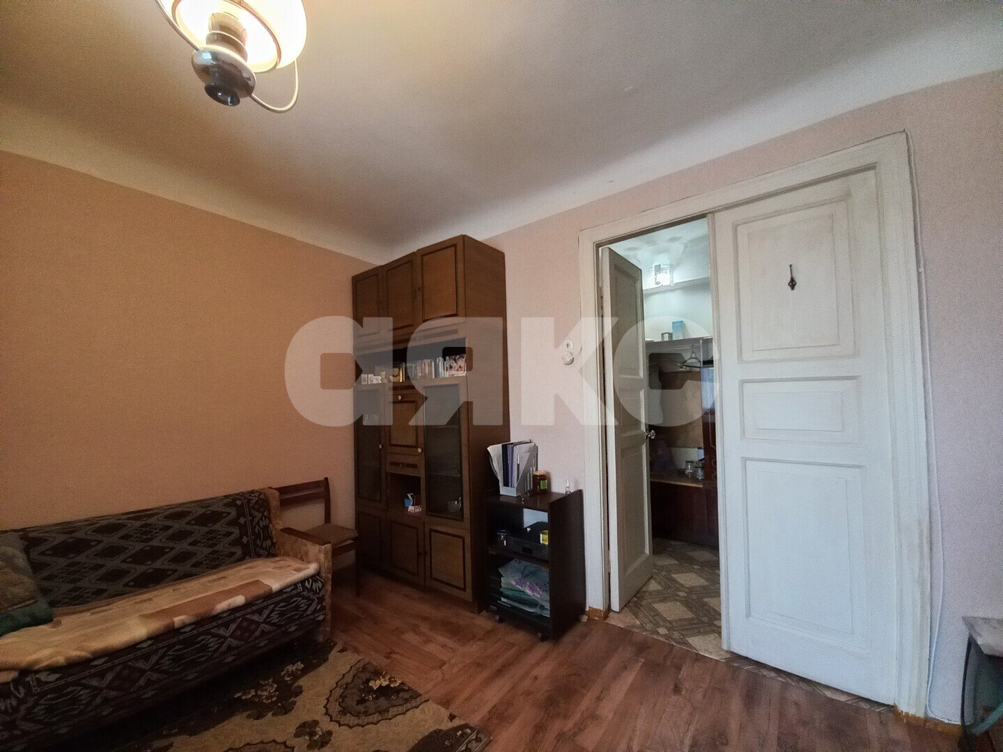 Фото №2: 2-комнатная квартира <span class="whitespace-nowrap">52 м²</span>, <span class="whitespace-nowrap">1/5 эт.</span> - Волгоград, р. Краснооктябрьский, пр-кт имени В.И. Ленина, 141