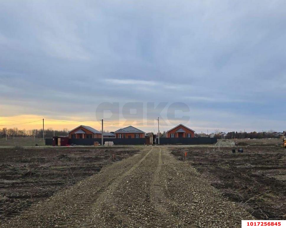 Фото №3: Земельный участок под ИЖС 4 сот. - Копанской, мкр. Прикубанский внутригородской округ, ул. Нарядная