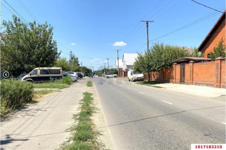 Фото №3: Дом 37 м² + 28 сот. - Динская, мкр. Северный, ул. 70 лет Октября, 53