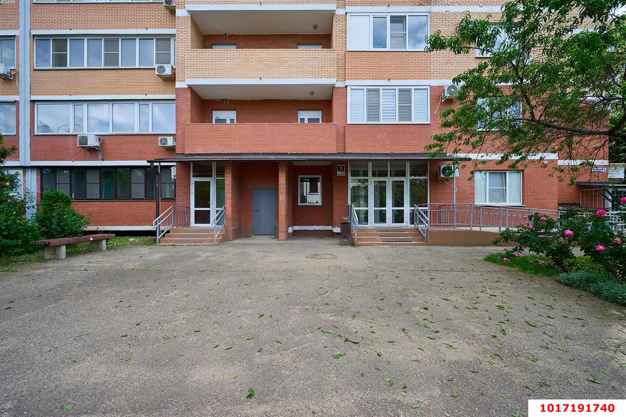 Фото №9: 2-комнатная квартира <span class="whitespace-nowrap">68 м²</span>, <span class="whitespace-nowrap">1/16 эт.</span> - Краснодар, Прикубанский внутригородской округ, Фестивальный, мкр. Солнечный, ул. Памяти Чернобыльцев, 8