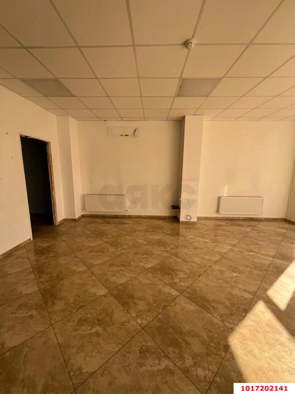 Фото №4: Торговое помещение 111 м² - Краснодар, Прикубанский внутригородской округ, мкр. 40 лет Победы, ул. 1 Мая, 134/1