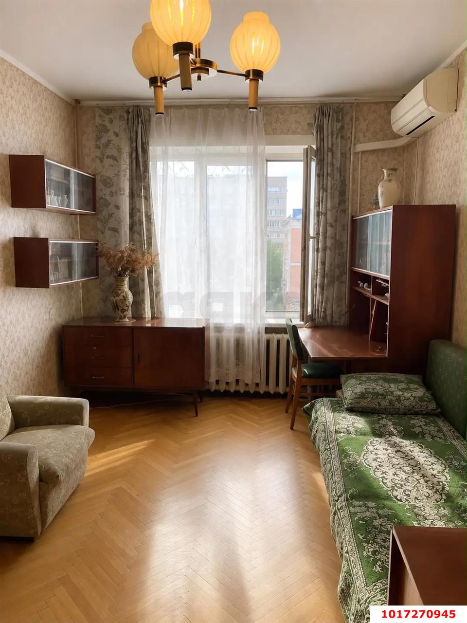 Фото №1: 2-комнатная квартира <span class="whitespace-nowrap">45 м²</span>, <span class="whitespace-nowrap">4/5 эт.</span> - Краснодар, Центральный внутригородской округ, мкр. Центральный, ул. Янковского, 155А