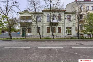 Фото №1: 3-комнатная квартира 97 м² - Краснодар, мкр. Центральный, ул. Советская, 33