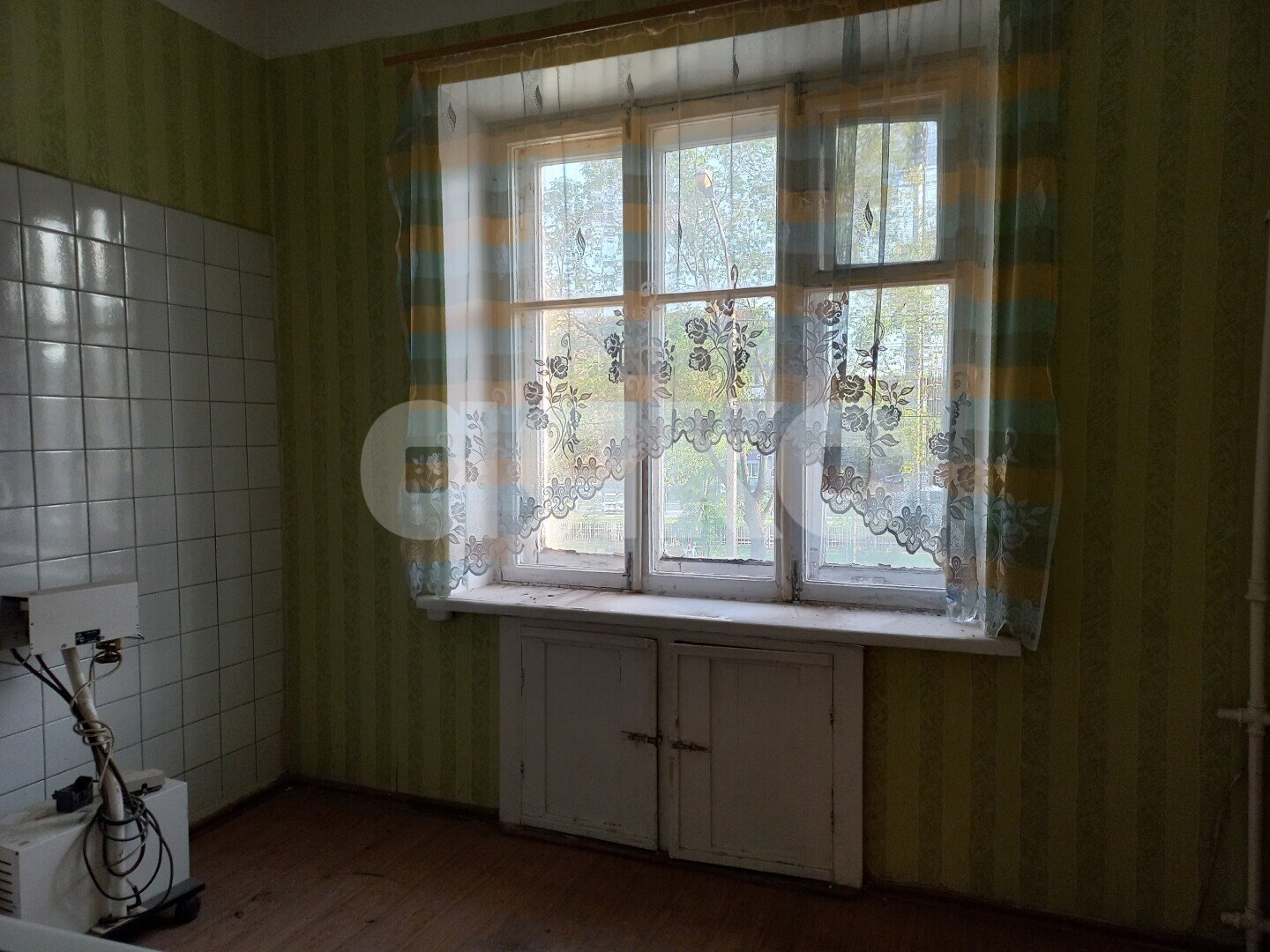 Фото №9: 1-комнатная квартира <span class="whitespace-nowrap">38 м²</span>, <span class="whitespace-nowrap">2/5 эт.</span> - Волгоград, р. Краснооктябрьский, пр-кт Металлургов, 28