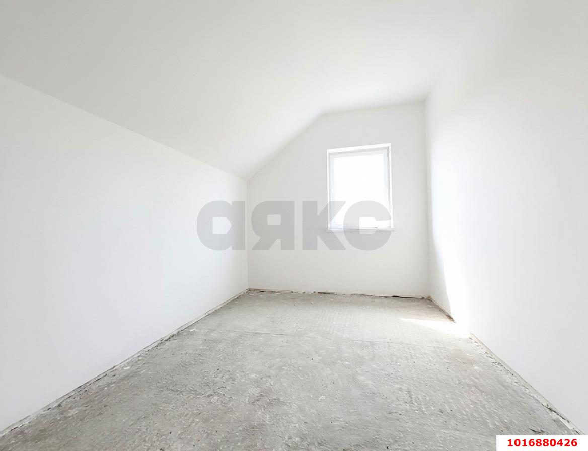 Фото №8: Дом <span class="whitespace-nowrap">106 м²</span> <span class="whitespace-nowrap">+ 4 сот.</span>, <span class="whitespace-nowrap">2 эт.</span> - Индустриальный, мкр. Прикубанский внутригородской округ, ул. Зеленодольская