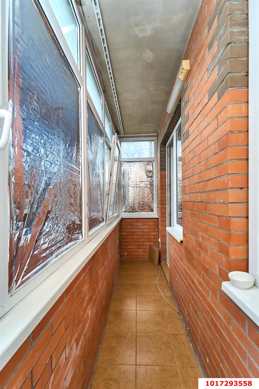 Фото №14: 1-комнатная квартира <span class="whitespace-nowrap">36 м²</span>, <span class="whitespace-nowrap">1/3 эт.</span> - Краснодар, Карасунский внутригородской округ, мкр. Камвольно-суконный Комбинат, ул. Просторная, 84