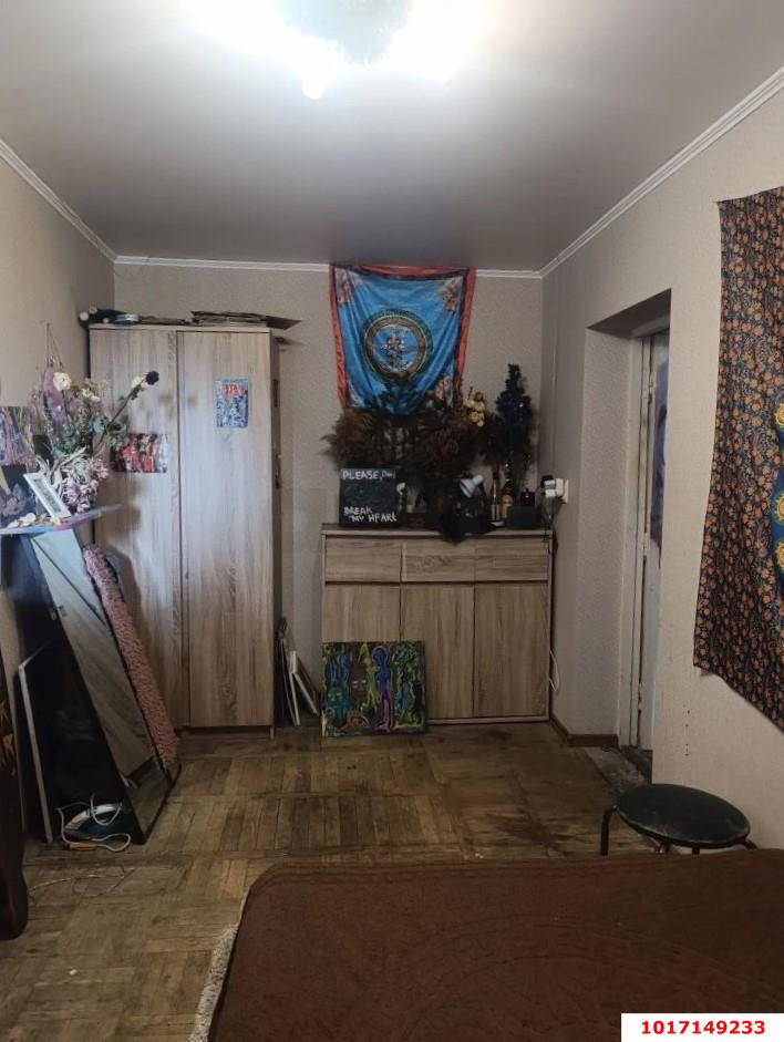 Фото №2: Комната 39 м² - Краснодар, Карасунский внутригородской округ, мкр. Черёмушки, ул. Селезнёва, 150