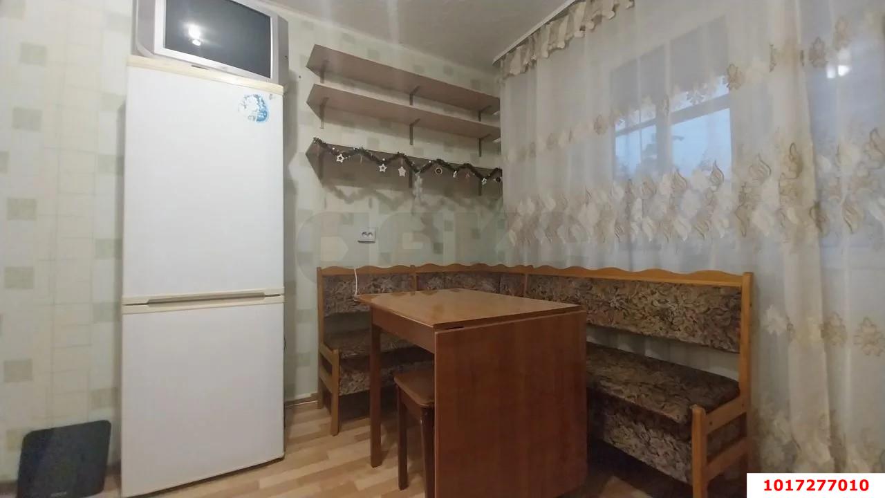Фото №2: 1-комнатная квартира 38 м² - Краснодар, Западный внутригородской округ, мкр. Юбилейный, ул. 70-летия Октября, 26