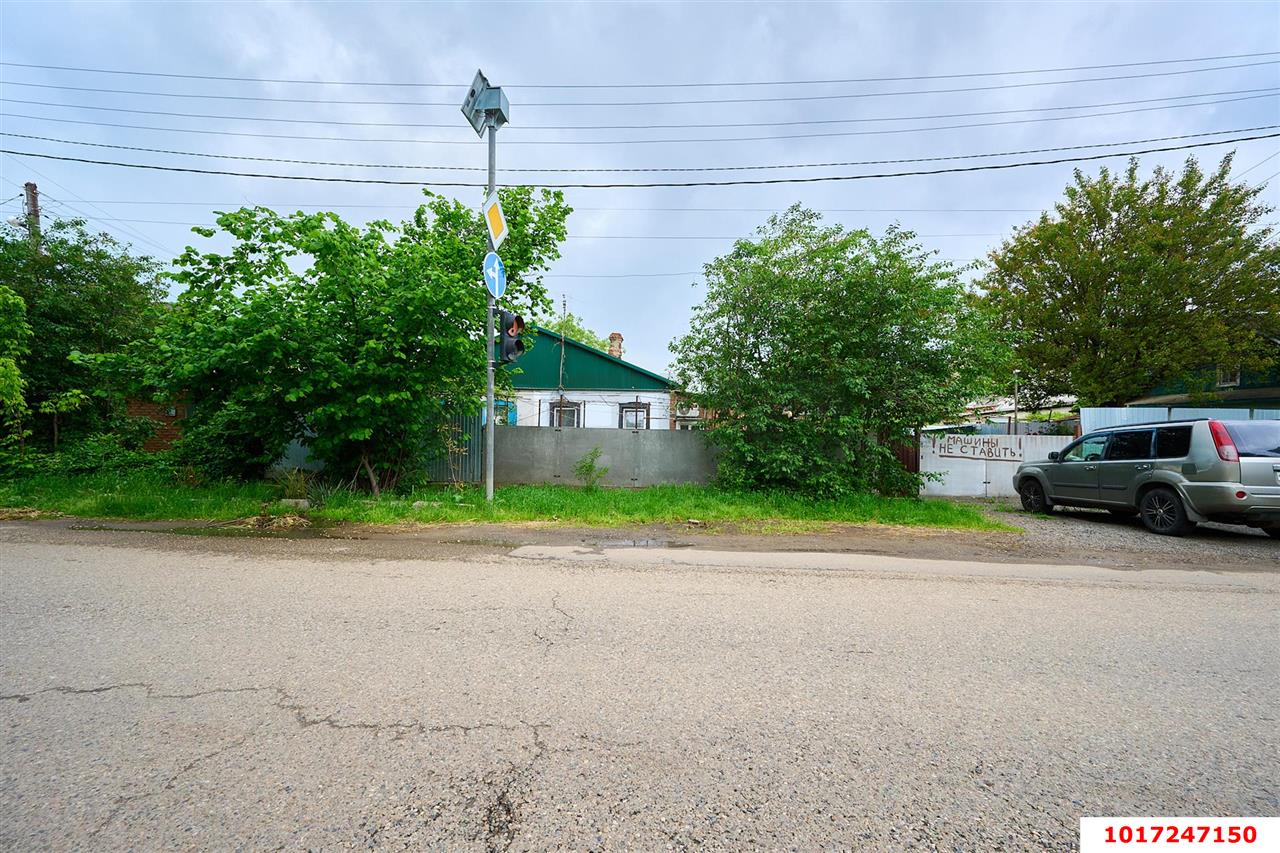 Фото №1: 2-комнатная квартира 32 м² - Краснодар, Карасунский внутригородской округ, мкр. Хлопчато-бумажный Комбинат, ул. Енисейская, 45