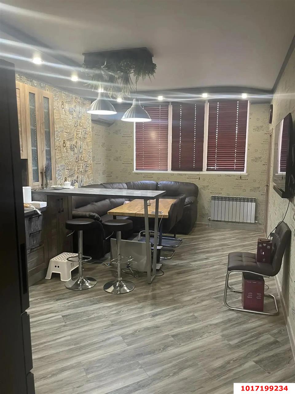 Фото №1: 2-комнатная квартира 80 м² - Краснодар, Западный внутригородской округ, мкр. Юбилейный, ул. 70-летия Октября, 1/3