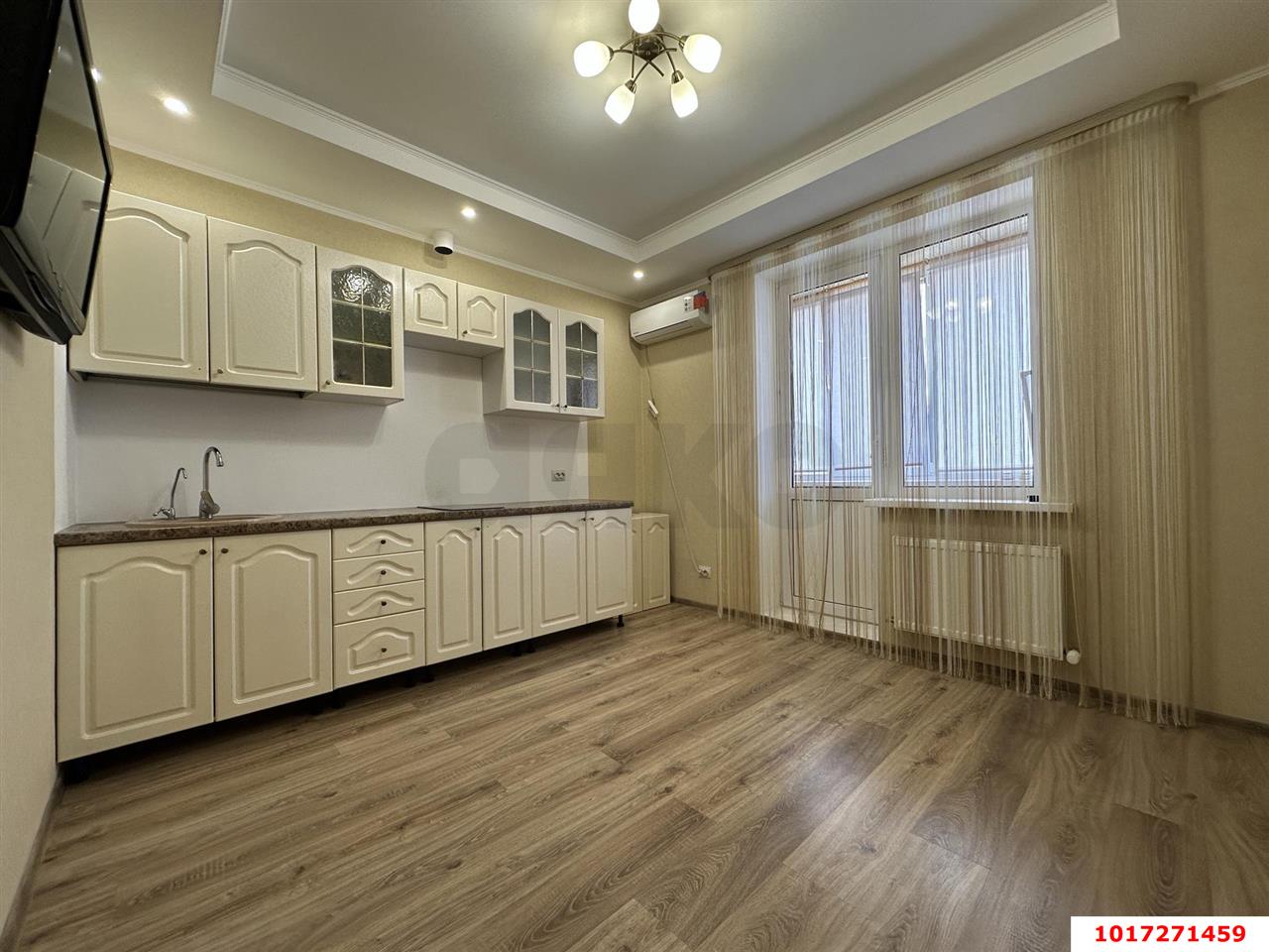 Фото №1: 1-комнатная квартира 42 м² - Краснодар, Прикубанский внутригородской округ, имени Петра Метальникова, мкр. ЖК Любимый Дом, ул. Московская, 133к3