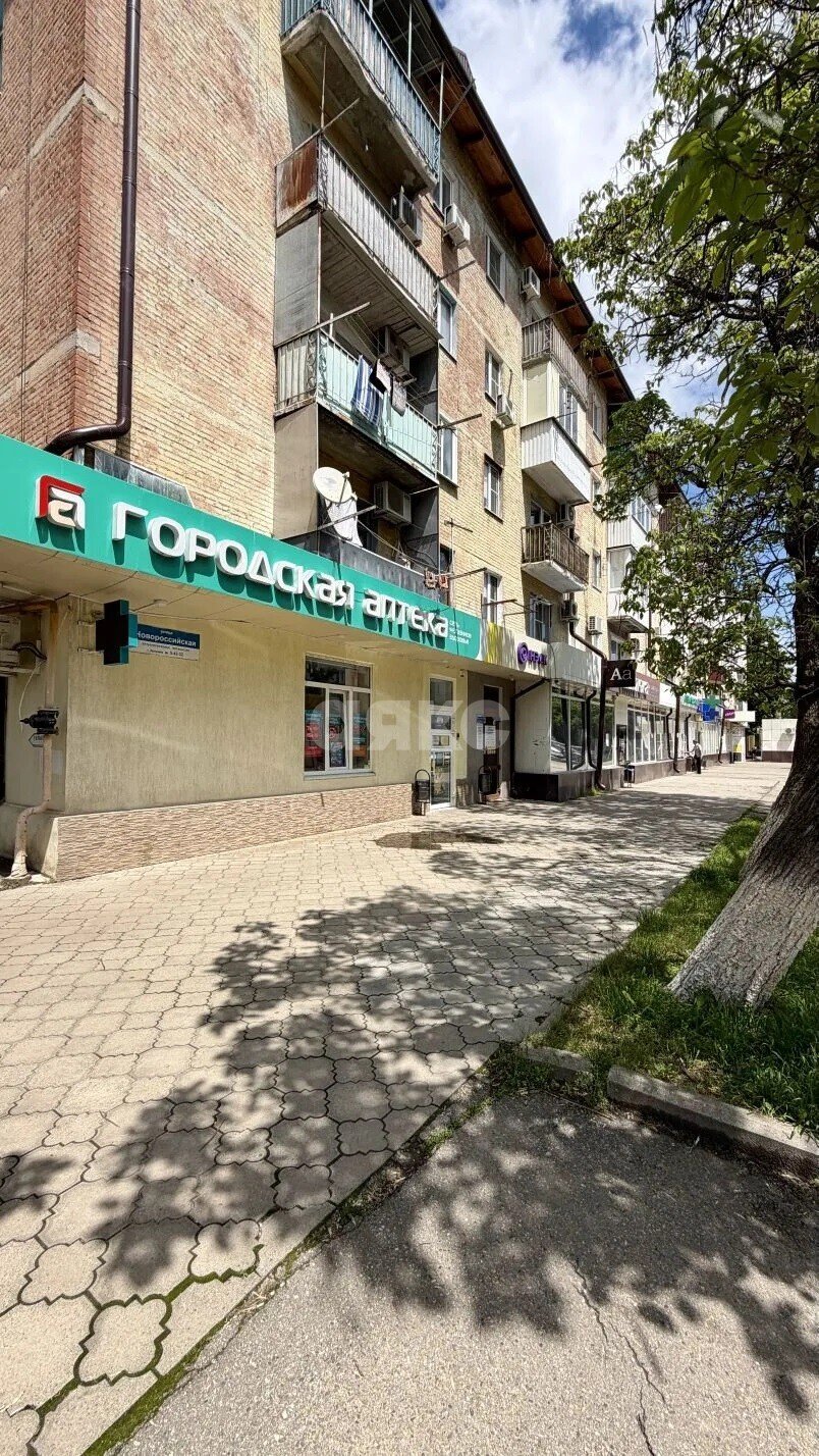 Фото №10: 2-комнатная квартира 50 м² - Армавир, мкр. Черёмушки, ул. Новороссийская, 78