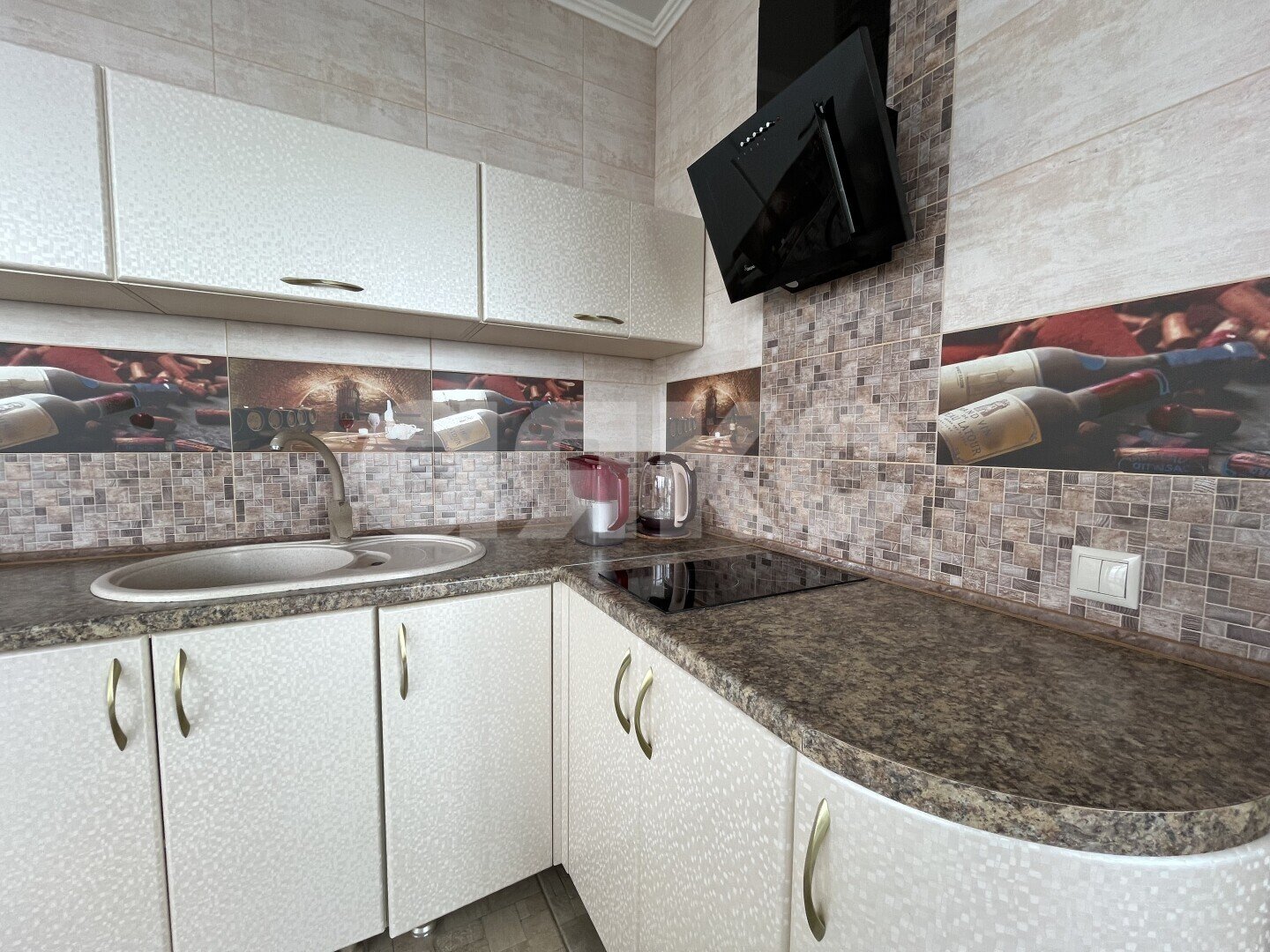 Фото №6: Коммерция 51 м² - Анапа, ул. Кирова, 1