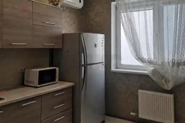 Фото №1: 1-комнатная квартира 44 м² - Краснодар, мкр. Гидростроителей, ул. Автолюбителей, 28