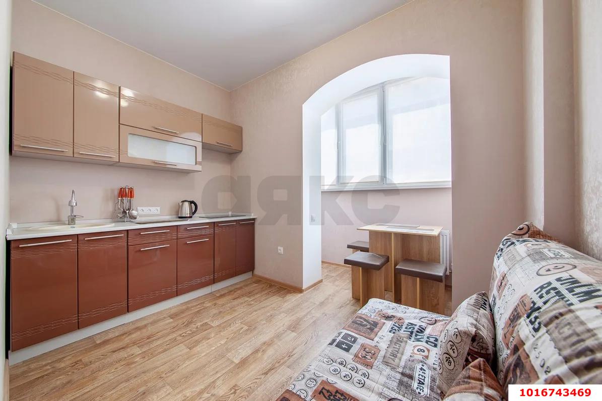 Фото №2: 1-комнатная квартира 26 м² - Краснодар, Карасунский внутригородской округ, Черёмушки, мкр. ЖК Привилегия, ул. Селезнёва, 4/15к2
