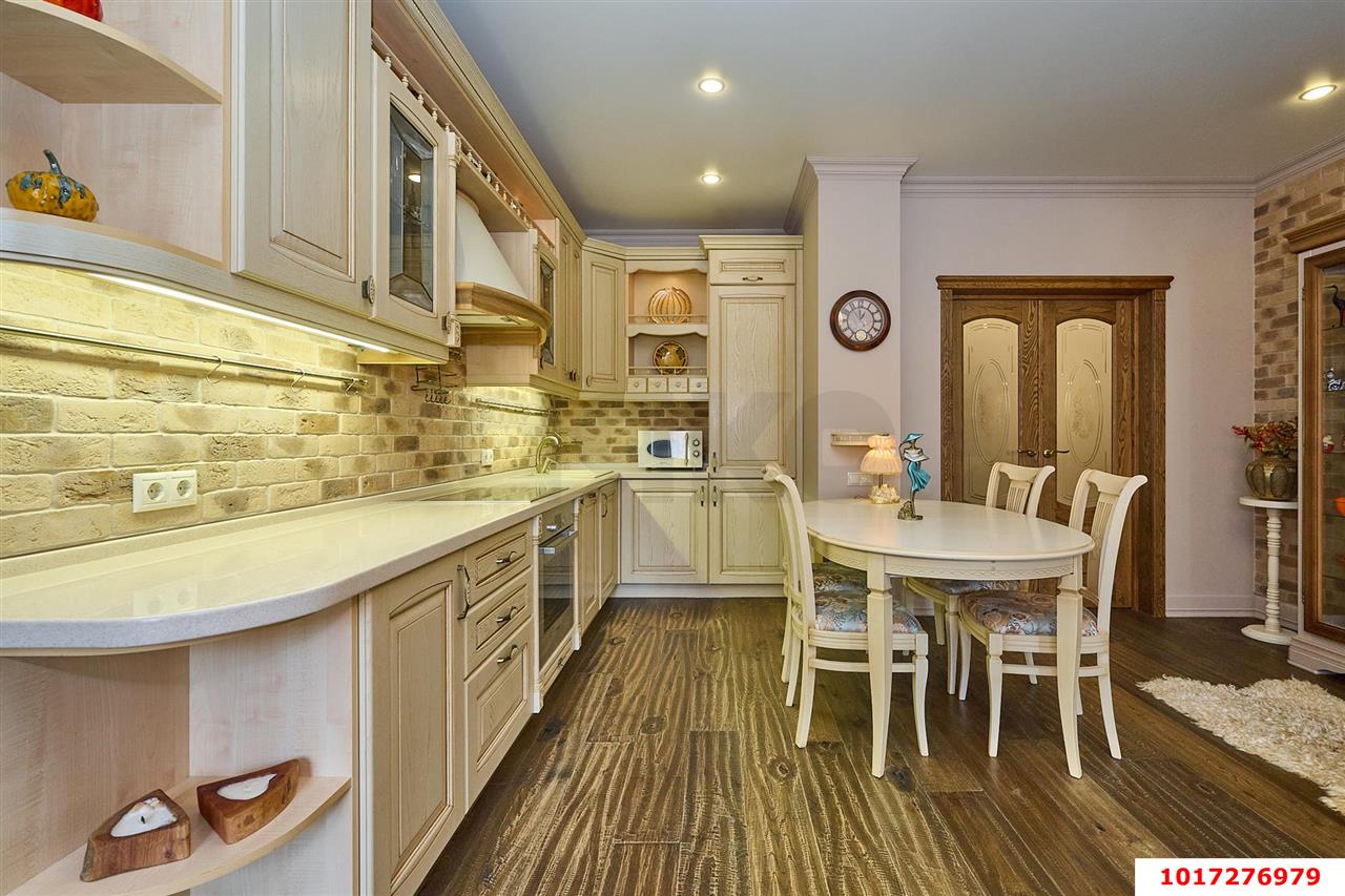 Фото №7: 2-комнатная квартира <span class="whitespace-nowrap">75 м²</span>, <span class="whitespace-nowrap">2/6 эт.</span> - Краснодар, Прикубанский внутригородской округ, мкр. Немецкая Деревня, ул. Баварская, 8