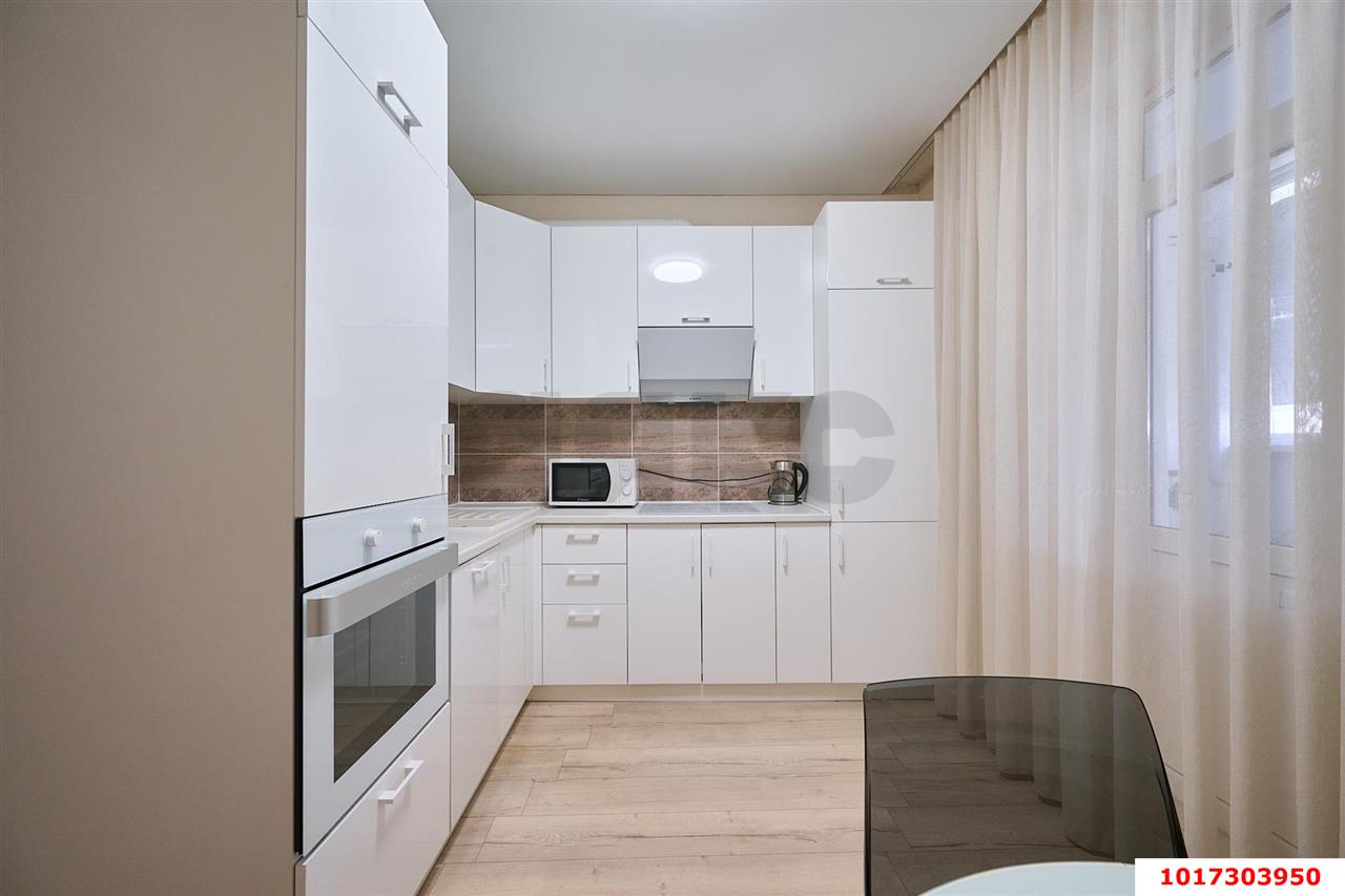 Фото №2: 1-комнатная квартира <span class="whitespace-nowrap">45 м²</span>, <span class="whitespace-nowrap">15/16 эт.</span> - Краснодар, Карасунский внутригородской округ, Комсомольский, мкр. ЖК Форт Карасун, ул. Сормовская, 204/7