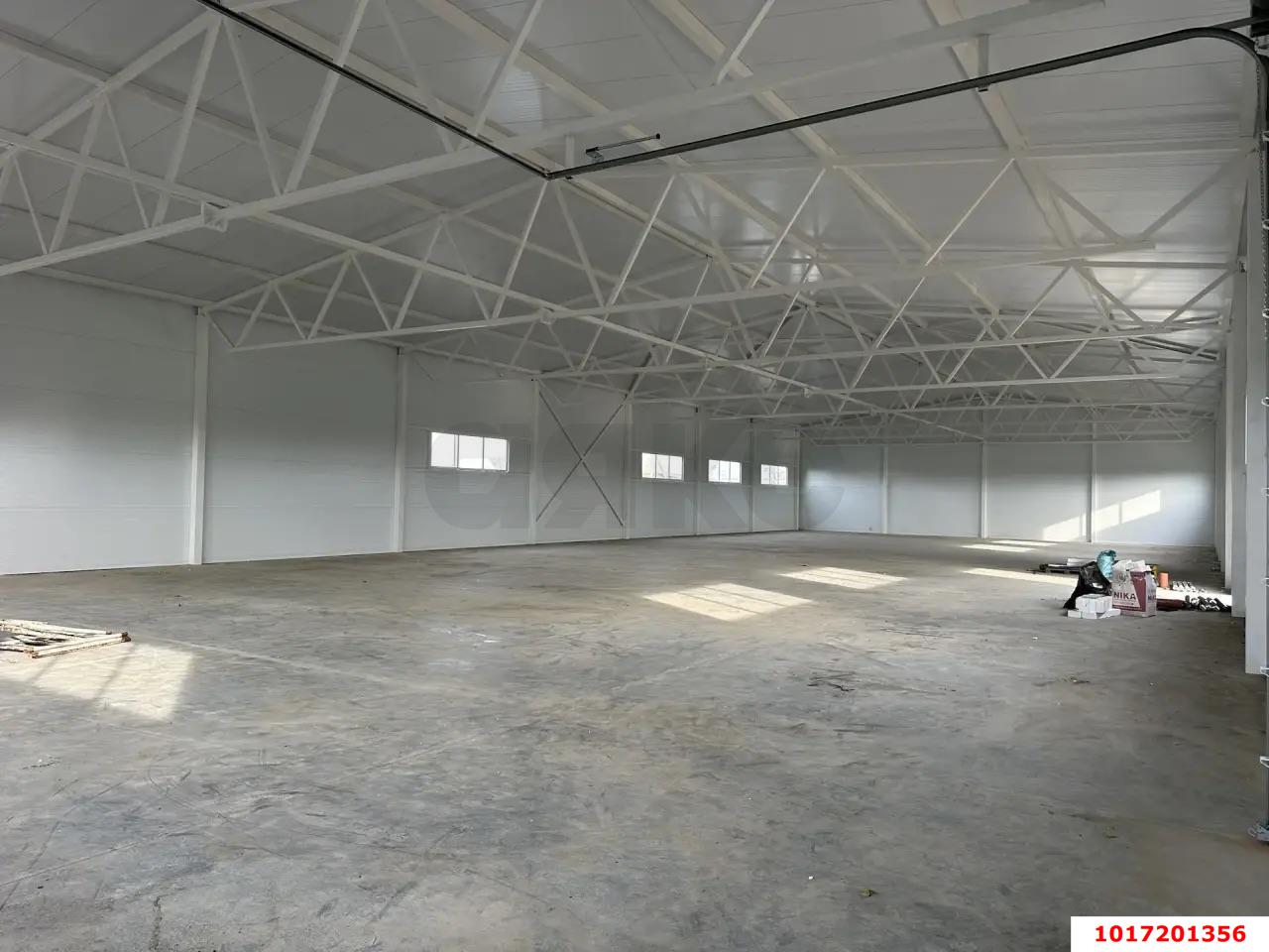 Фото №5: Коммерция <span class="whitespace-nowrap">981 м²</span>, <span class="whitespace-nowrap">1/1 эт.</span> - Новомышастовская, ул. Гагарина