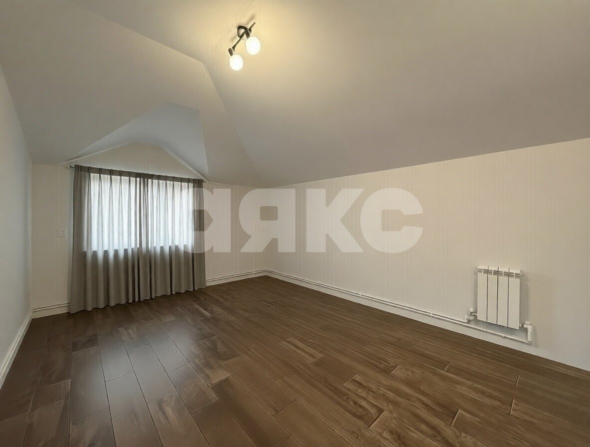 Фото №6: Таунхаус 100 м² + 1.5 сот. - Батайск, мкр. КП Берёзовая Роща, ул. 1-я Берёзовая