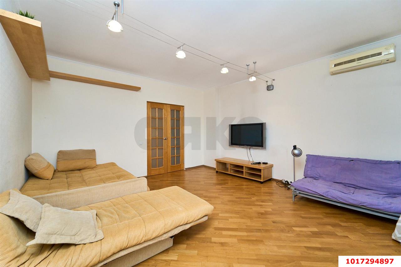 Фото №1: 2-комнатная квартира 80 м² - Краснодар, Прикубанский внутригородской округ, мкр. Фестивальный, ул. имени Тургенева, 107