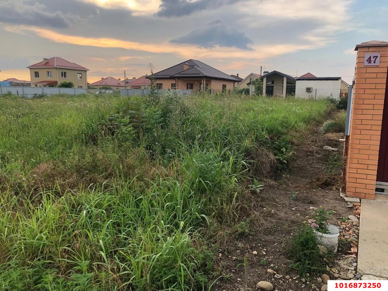 Фото №2: Земельный участок под ИЖС 5.73 сот. - Ленина, Карасунский внутригородской округ, мкр. территория ДНТ Виктория, ул. Радужная, 45