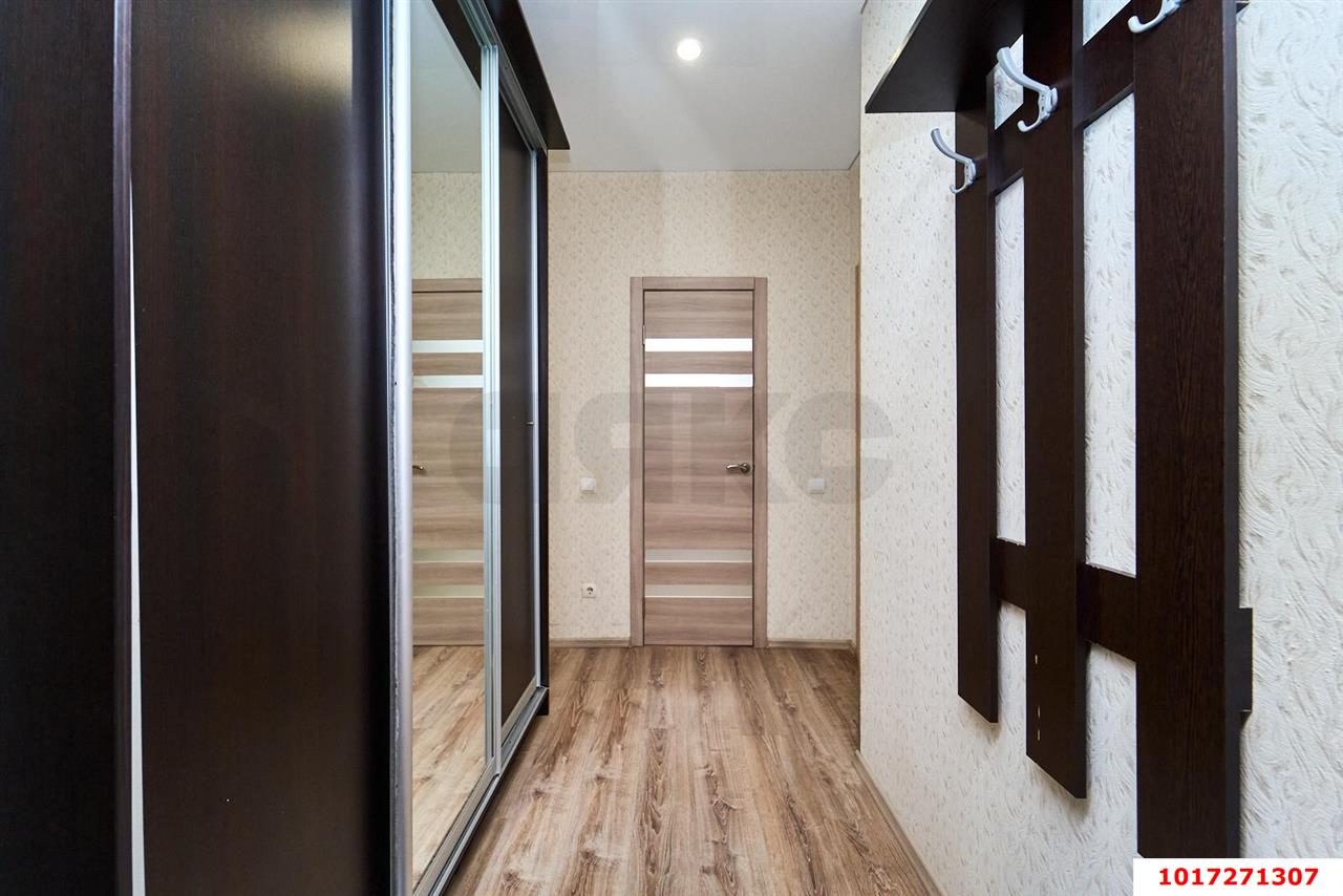 Фото №10: Студия <span class="whitespace-nowrap">27 м²</span>, <span class="whitespace-nowrap">10/16 эт.</span> - Краснодар, Прикубанский внутригородской округ, Панорама, мкр. ЖК Смоленский, ул. Восточно-Кругликовская, 30/1