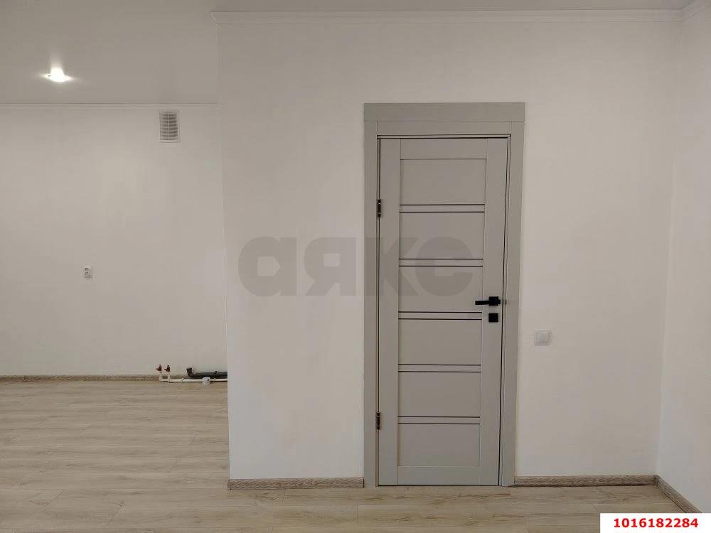 Фото №8: Студия 32 м² - Новая Адыгея, мкр. жилой комплекс Мега, ул. Бжегокайская, 90/5к1