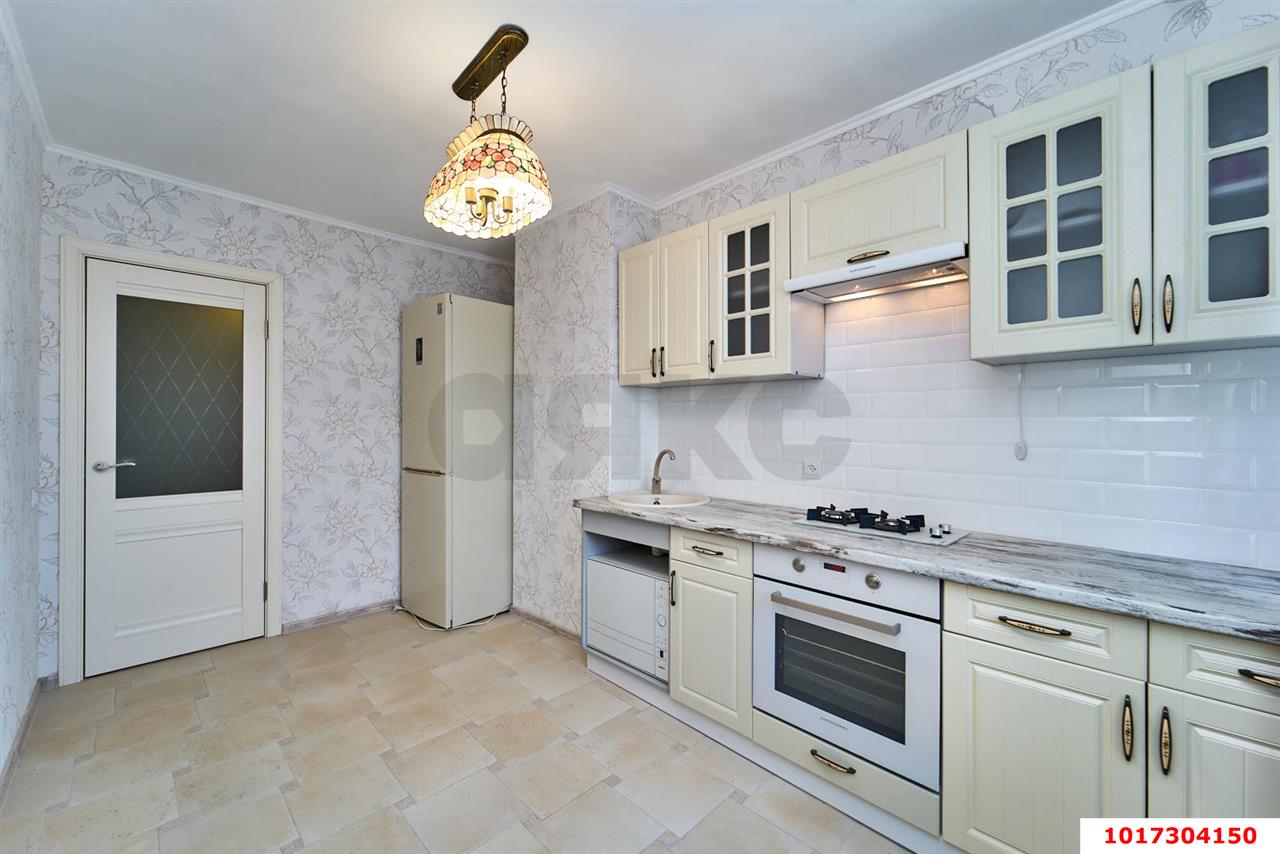 Фото №2: 2-комнатная квартира <span class="whitespace-nowrap">55 м²</span>, <span class="whitespace-nowrap">10/10 эт.</span> - Краснодар, Прикубанский внутригородской округ, мкр. Краевая Клиническая Больница, ул. Черкасская, 43