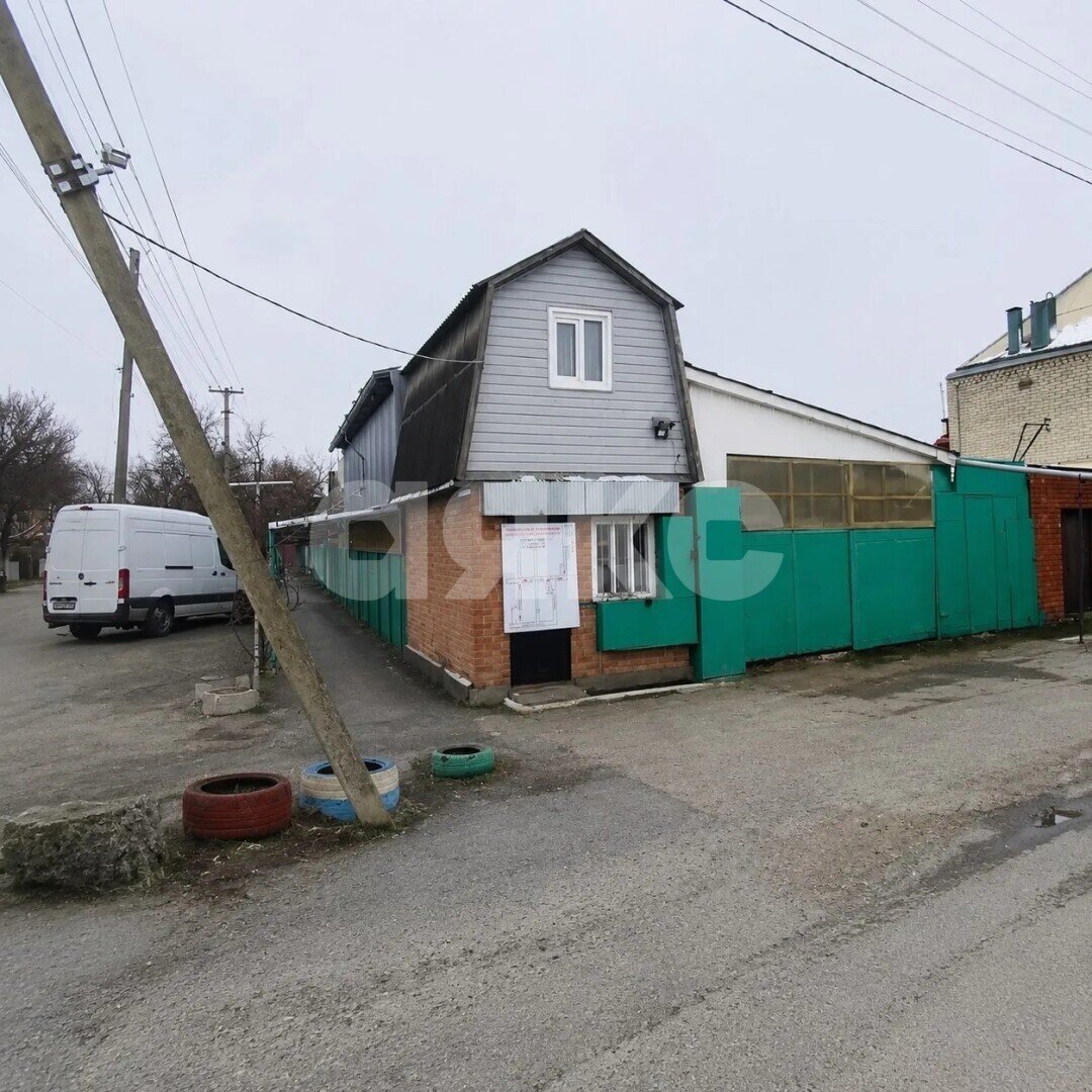 Фото №2: Дом 75 м² + 3.5 сот. - Армавир, мкр. квартал ЗВТ, ул. Коммунистическая, 183