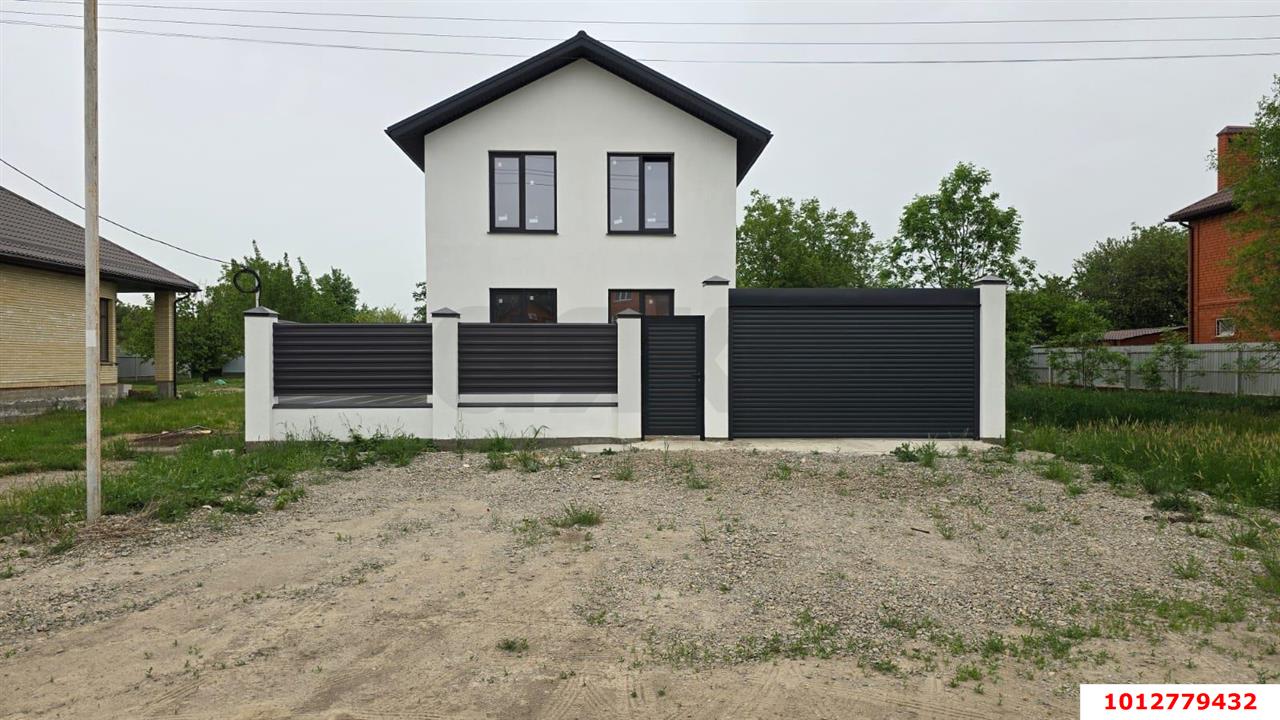 Фото №1: Дом 124 м² + 6 сот. - Знаменский, мкр. Карасунский внутригородской округ, ул. Платиновая, 48