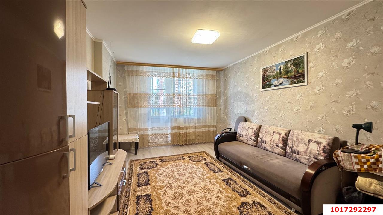 Фото №2: 2-комнатная квартира 64 м² - Краснодар, Прикубанский внутригородской округ, 9-й километр, мкр. Военный городок № 106, ул. имени Дзержинского, 54/13