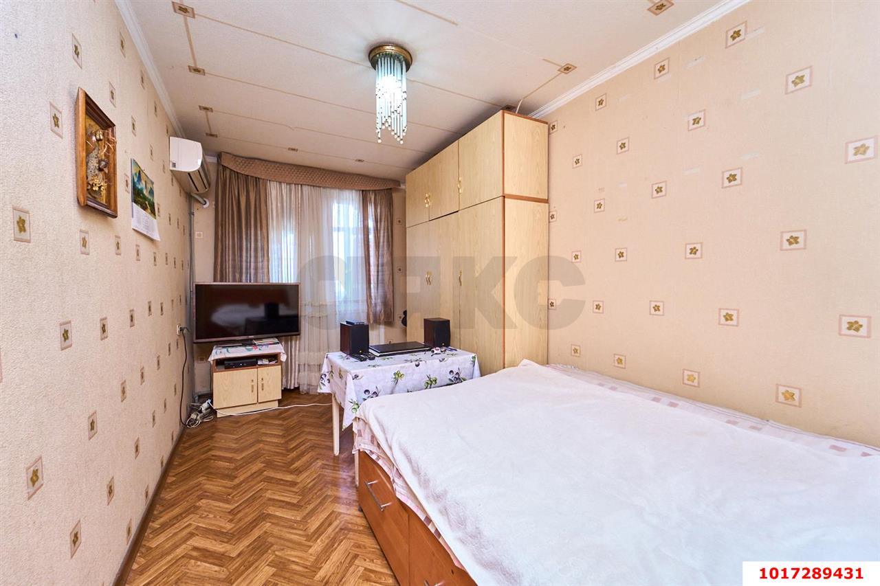 Фото №14: 3-комнатная квартира <span class="whitespace-nowrap">81 м²</span>, <span class="whitespace-nowrap">9/9 эт.</span> - Краснодар, Карасунский внутригородской округ, мкр. Комсомольский, ул. Тюляева, 1