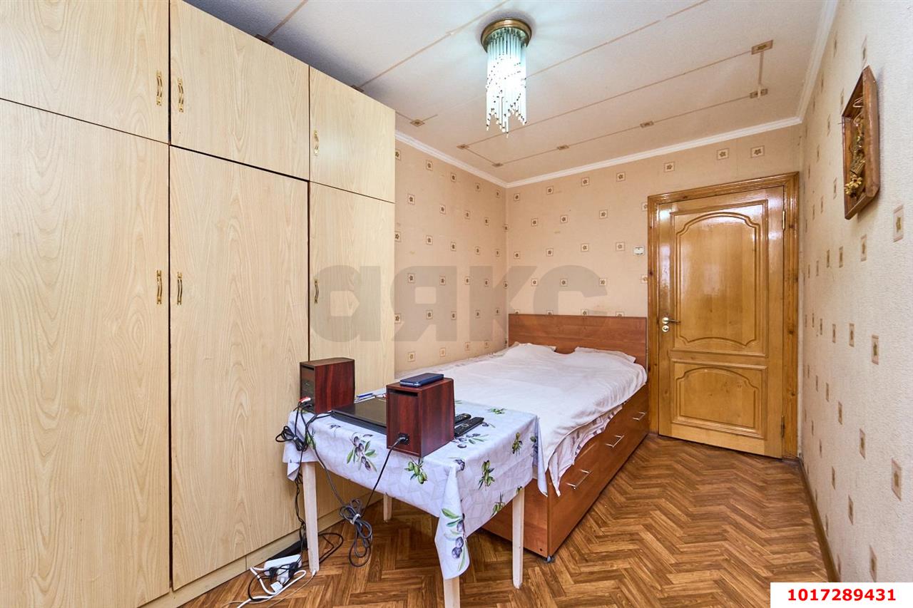 Фото №13: 3-комнатная квартира <span class="whitespace-nowrap">81 м²</span>, <span class="whitespace-nowrap">9/9 эт.</span> - Краснодар, Карасунский внутригородской округ, мкр. Комсомольский, ул. Тюляева, 1