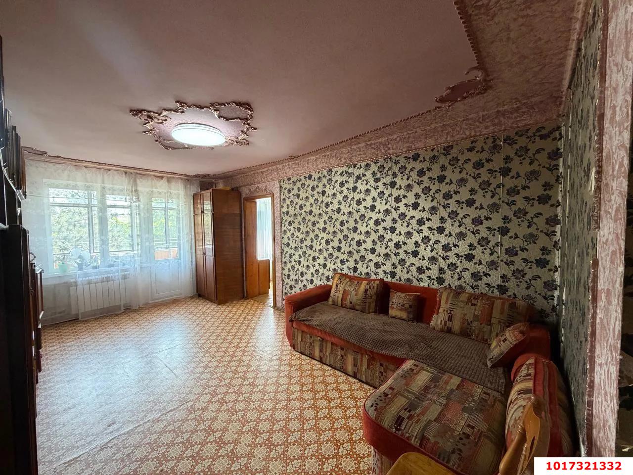 Фото №1: 4-комнатная квартира 78 м² - Краснодар, Карасунский внутригородской округ, мкр. Гидростроителей, ул. Игнатова, 35