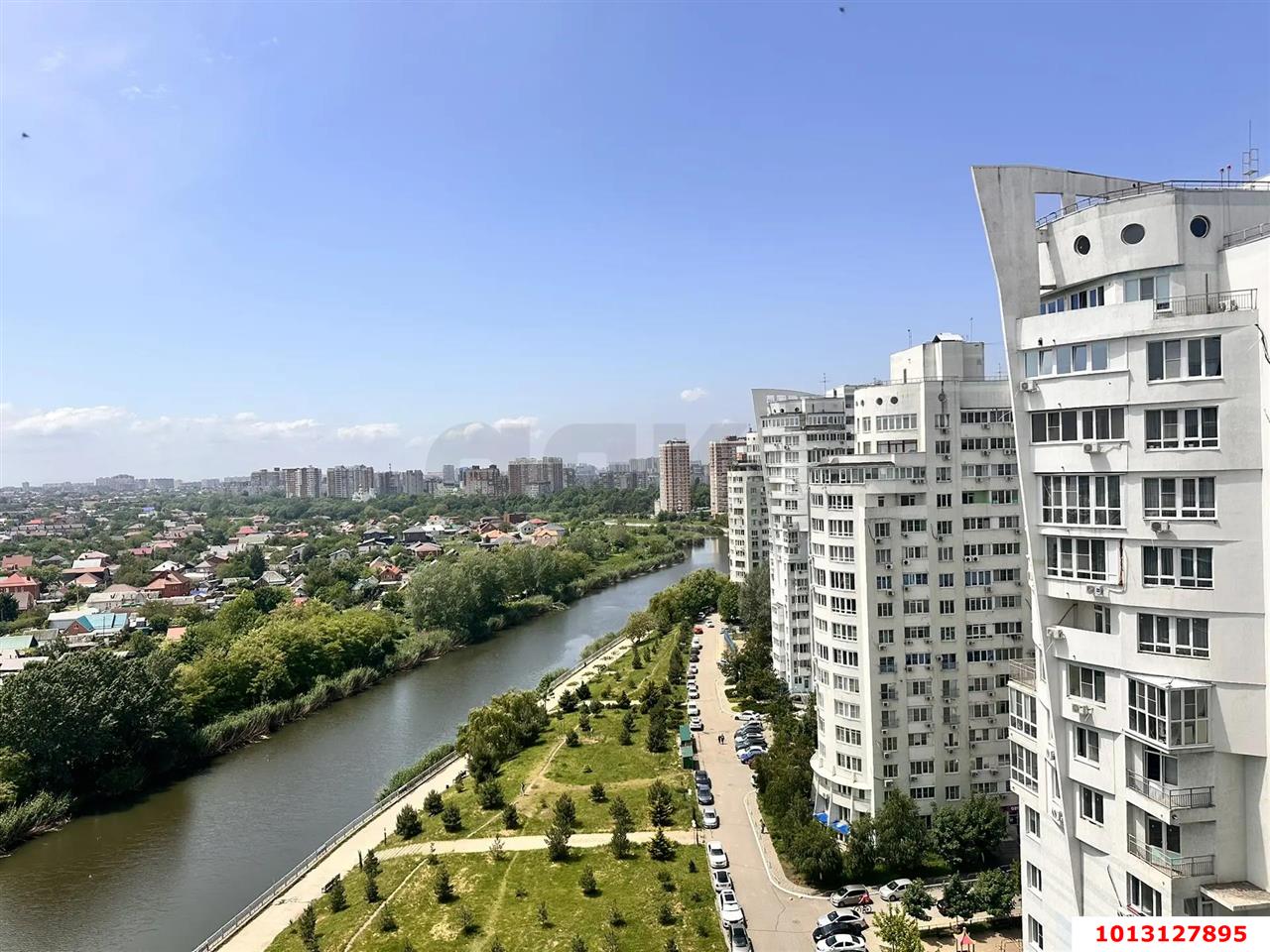 Фото №1: 2-комнатная квартира 67 м² - Краснодар, Карасунский внутригородской округ, Комсомольский, мкр. ЖК Пересвет-Карасунский, ул. Сормовская, 212