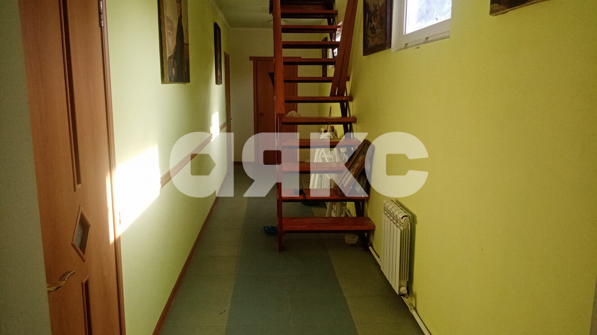 Фото №11: Дуплекс <span class="whitespace-nowrap">134 м²</span> <span class="whitespace-nowrap">+ 1.3 сот.</span>, <span class="whitespace-nowrap">3 эт.</span> - Геленджик, ул. Красная, 17