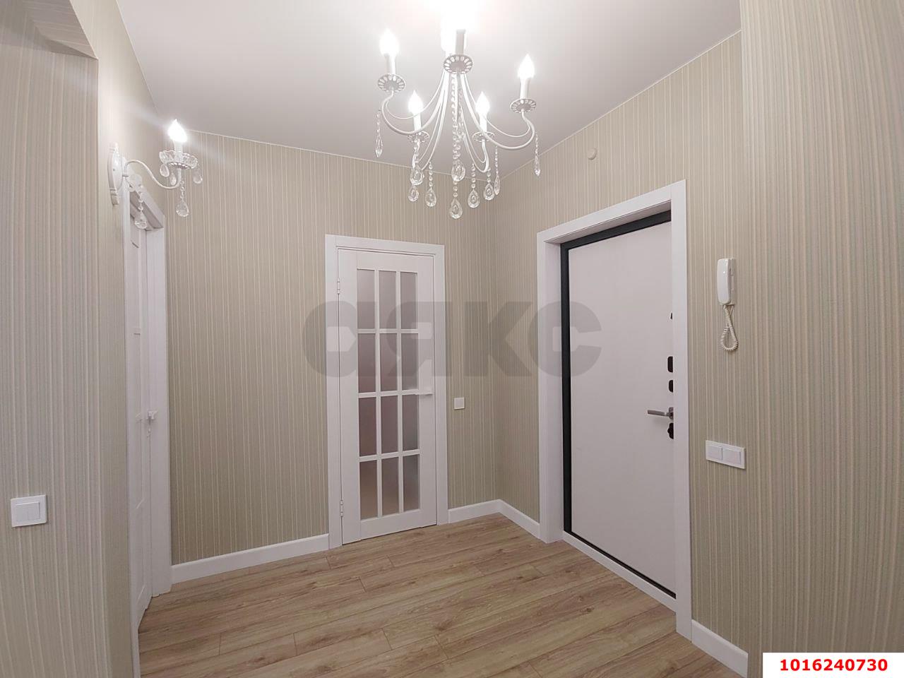 Фото №2: 2-комнатная квартира 60 м² - Краснодар, Прикубанский внутригородской округ, ЖК Кубанский, мкр. Завод Измерительных Приборов, ул. Зиповская, 38