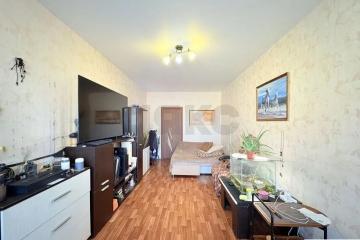 Фото №1: 1-комнатная квартира <span class="whitespace-nowrap">43 м²</span>, <span class="whitespace-nowrap">9/12 эт.</span> - Краснодар, мкр. Камвольно-суконный Комбинат, ул. Бородинская, 10