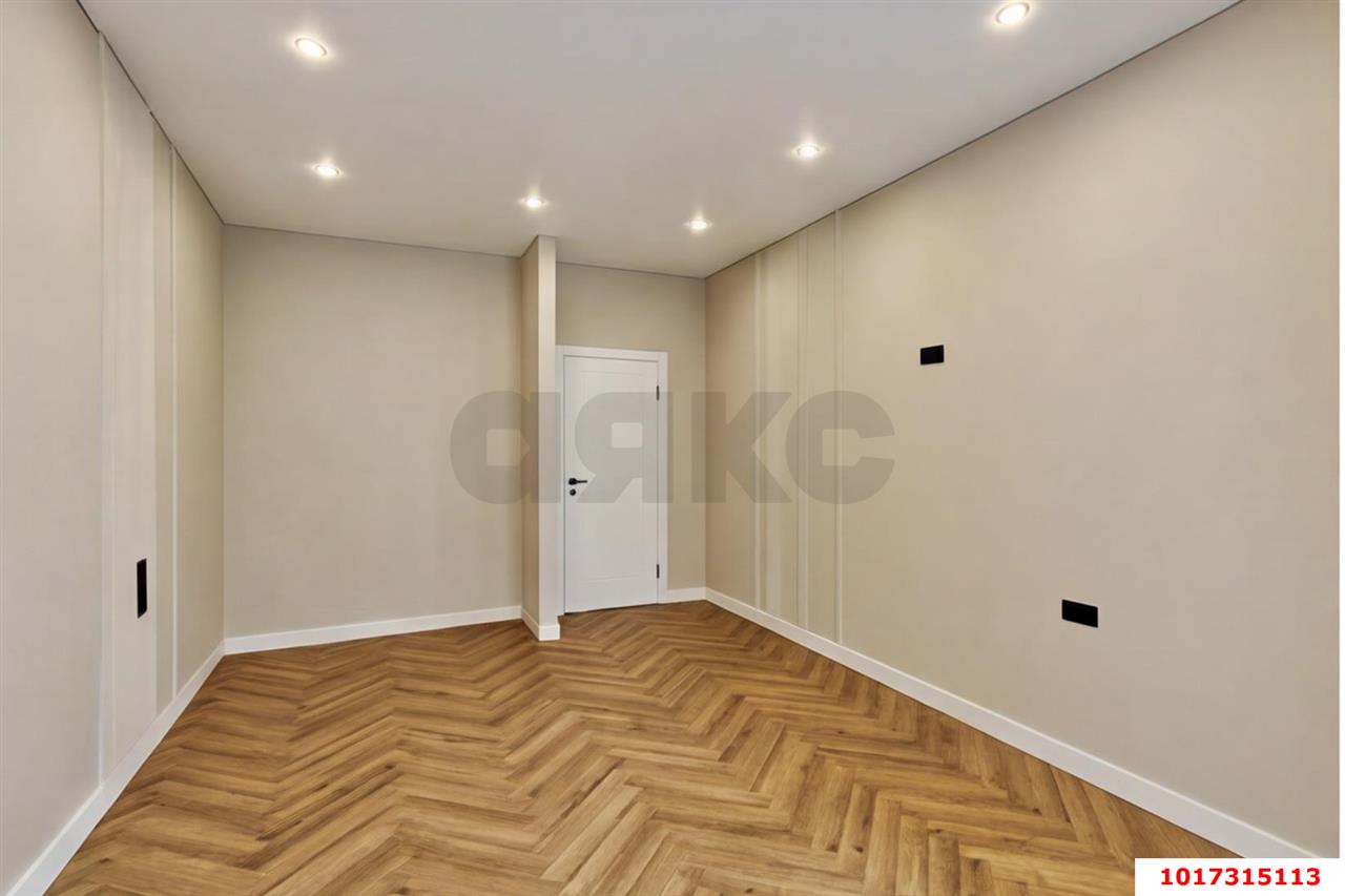 Фото №7: 3-комнатная квартира <span class="whitespace-nowrap">102 м²</span>, <span class="whitespace-nowrap">1/10 эт.</span> - Краснодар, Западный внутригородской округ, мкр. Центральный, ул. Гоголя, 23