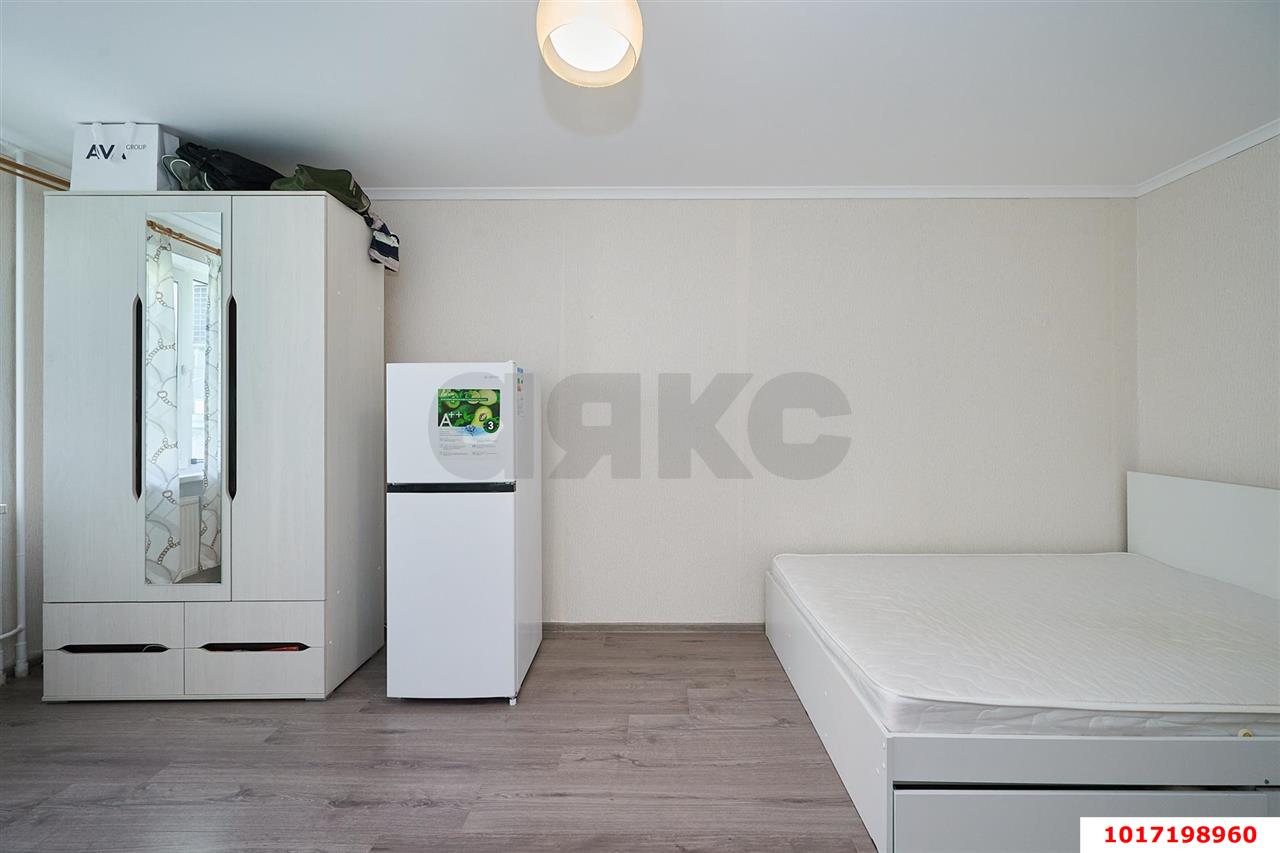 Фото №2: 1-комнатная квартира <span class="whitespace-nowrap">37 м²</span>, <span class="whitespace-nowrap">4/16 эт.</span> - Краснодар, Прикубанский внутригородской округ, мкр. Восточно-Кругликовский, ул. Героя А.А. Аверкиева, 16
