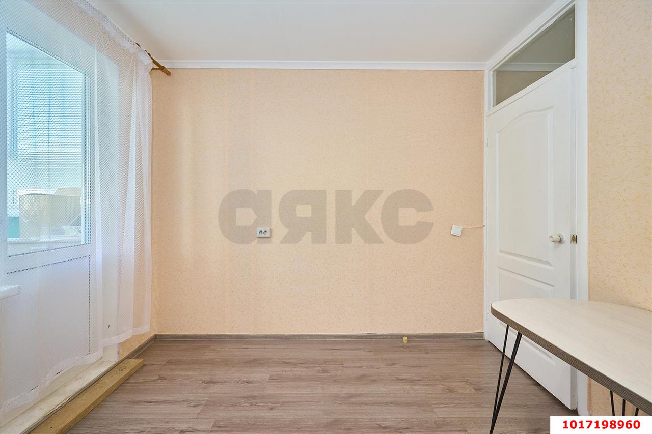 Фото №6: 1-комнатная квартира <span class="whitespace-nowrap">37 м²</span>, <span class="whitespace-nowrap">4/16 эт.</span> - Краснодар, Прикубанский внутригородской округ, мкр. Восточно-Кругликовский, ул. Героя А.А. Аверкиева, 16