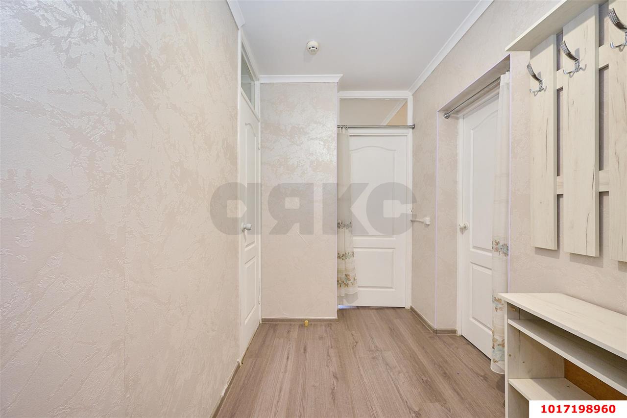 Фото №9: 1-комнатная квартира <span class="whitespace-nowrap">37 м²</span>, <span class="whitespace-nowrap">4/16 эт.</span> - Краснодар, Прикубанский внутригородской округ, мкр. Восточно-Кругликовский, ул. Героя А.А. Аверкиева, 16