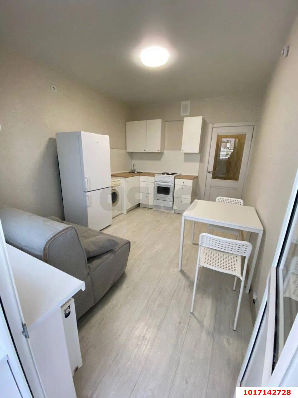 Фото №4: 1-комнатная квартира <span class="whitespace-nowrap">40 м²</span>, <span class="whitespace-nowrap">14/16 эт.</span> - Краснодар, Прикубанский внутригородской округ, Восточный, мкр. жилой комплекс Квартал № 6, ул. имени Героя Советского Союза Николая Воробьёва, 9
