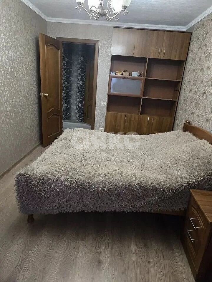 Фото №8: 3-комнатная квартира <span class="whitespace-nowrap">123 м²</span>, <span class="whitespace-nowrap">12/16 эт.</span> - Ростов-на-Дону, Ленинский, мкр. Новое Поселение, ул. Тельмана, 9/22