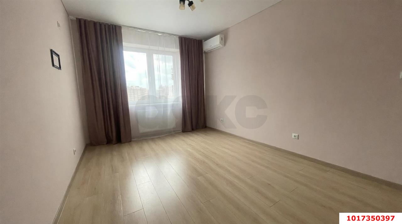 Фото №2: 1-комнатная квартира <span class="whitespace-nowrap">36 м²</span>, <span class="whitespace-nowrap">6/9 эт.</span> - Краснодар, Прикубанский внутригородской округ, мкр. жилой комплекс Облака, ул. имени Генерала Корнилова, 10