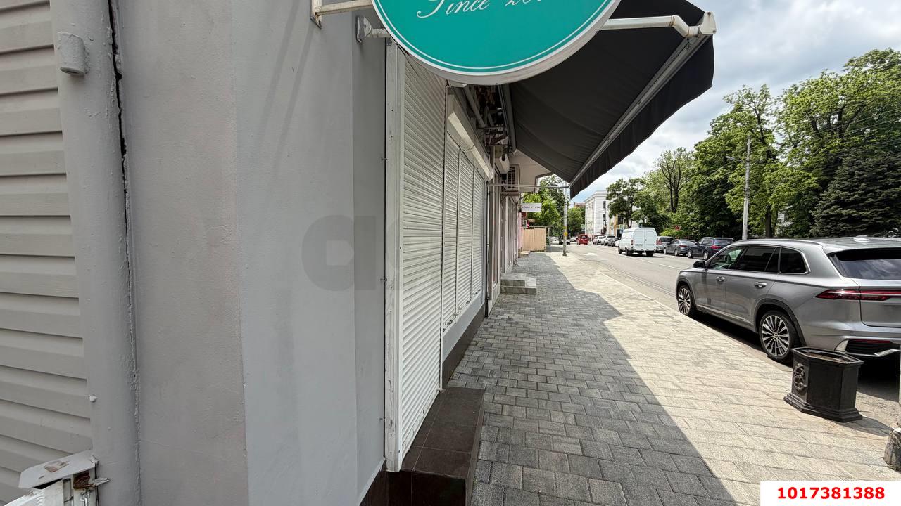 Фото №3: Торговое помещение <span class="whitespace-nowrap">40 м²</span>, <span class="whitespace-nowrap">1/1 эт.</span> - Краснодар, Западный внутригородской округ, мкр. Центральный, ул. Рашпилевская, 28