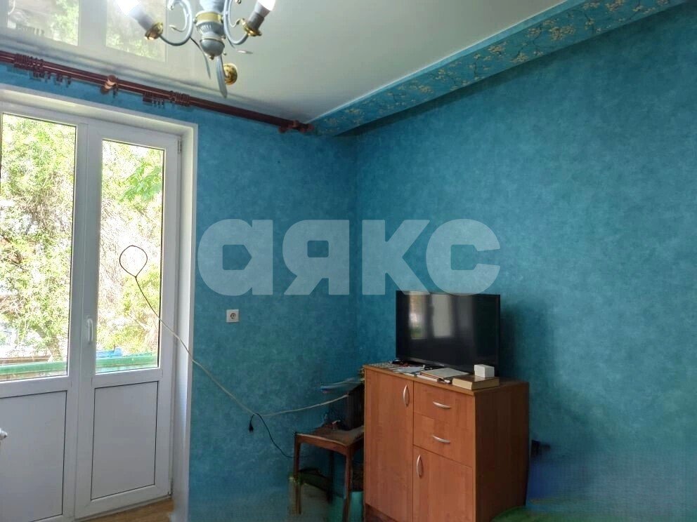 Фото №2: 3-комнатная квартира <span class="whitespace-nowrap">62 м²</span>, <span class="whitespace-nowrap">2/2 эт.</span> - Волгоград, Советский, мкр. Тулака, ул. Аджарская, 37