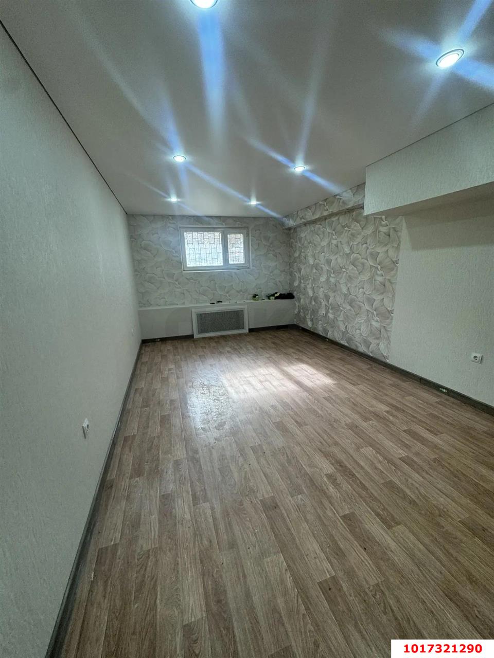 Фото №1: Торговое помещение <span class="whitespace-nowrap">19 м²</span>, <span class="whitespace-nowrap">-1/12 эт.</span> - Краснодар, Прикубанский внутригородской округ, мкр. Новый, ул. 9-я Тихая, 15